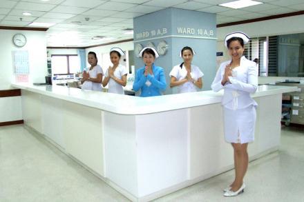 English-Speaking Nurses - Yanhee Hospital